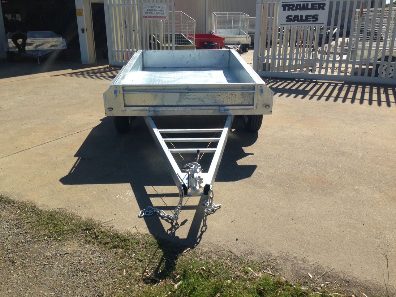 8x5ft Galvanised Tandem Trailer with Brakes