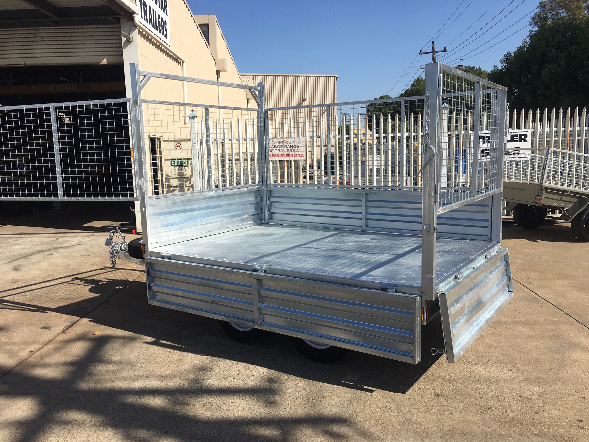 9x6ft Onroad Tipping Flat Top 2 Tonne Braked with Cage