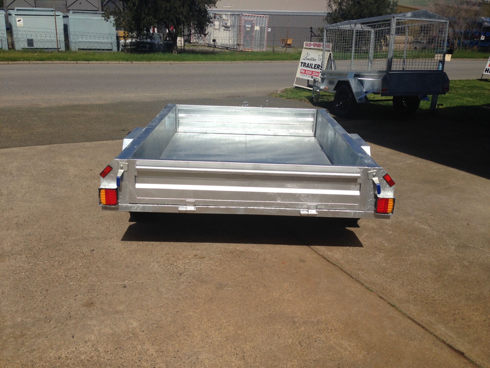 7×5 Galvanised Single Axle trailer