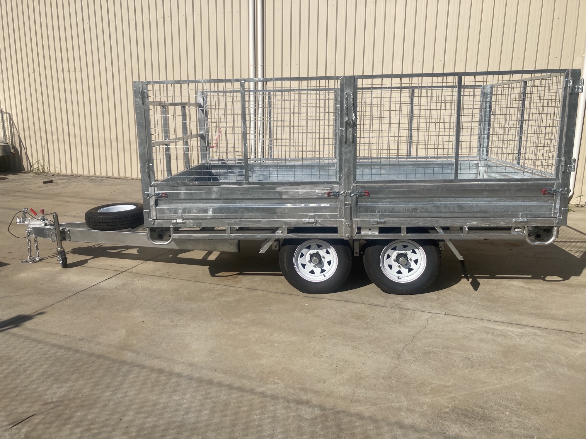 12×7 3 Tonne Tipping Flat Top with Sides