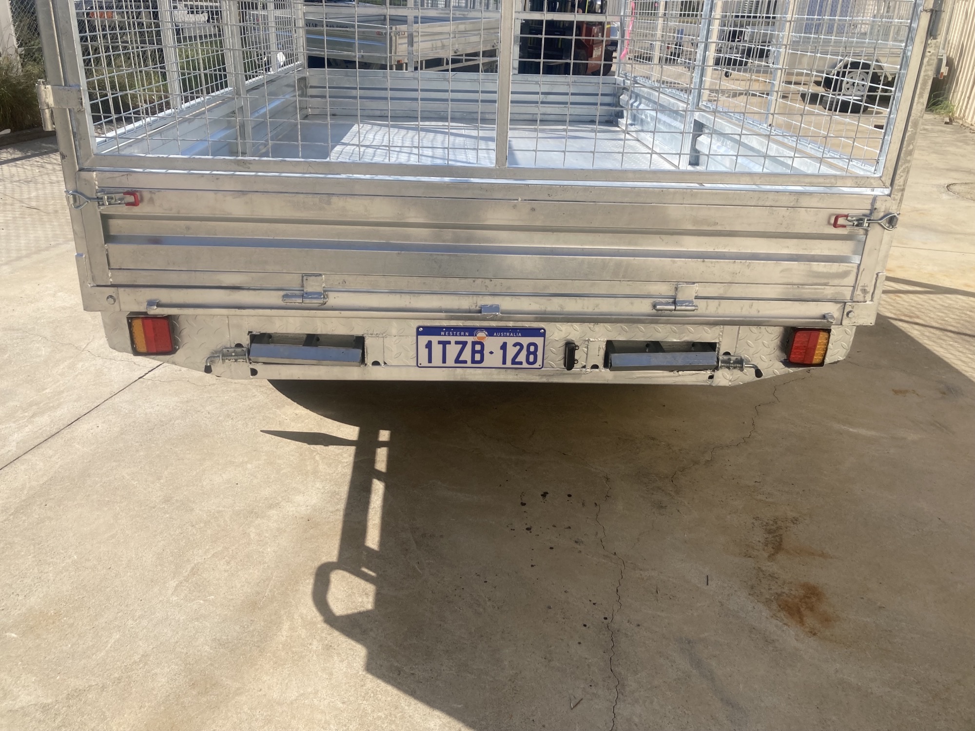 12×7 3 Tonne Tipping Flat Top with Sides