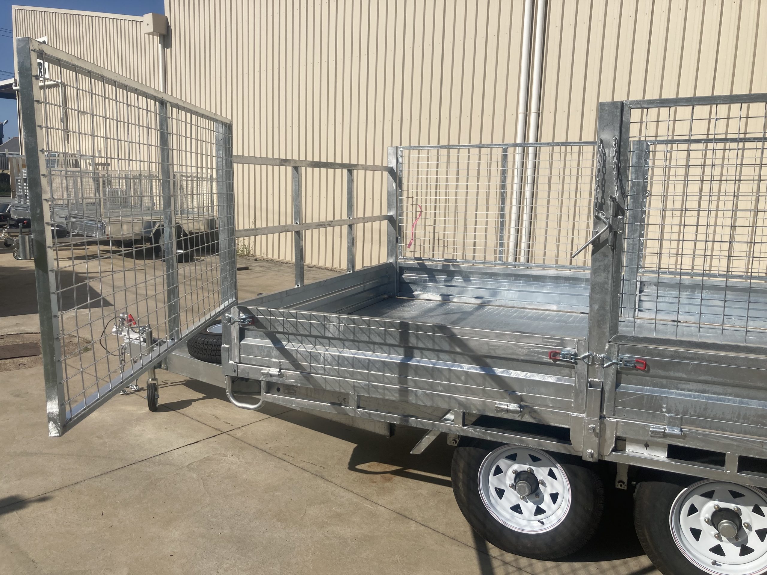 12×7 3 Tonne Tipping Flat Top with Sides